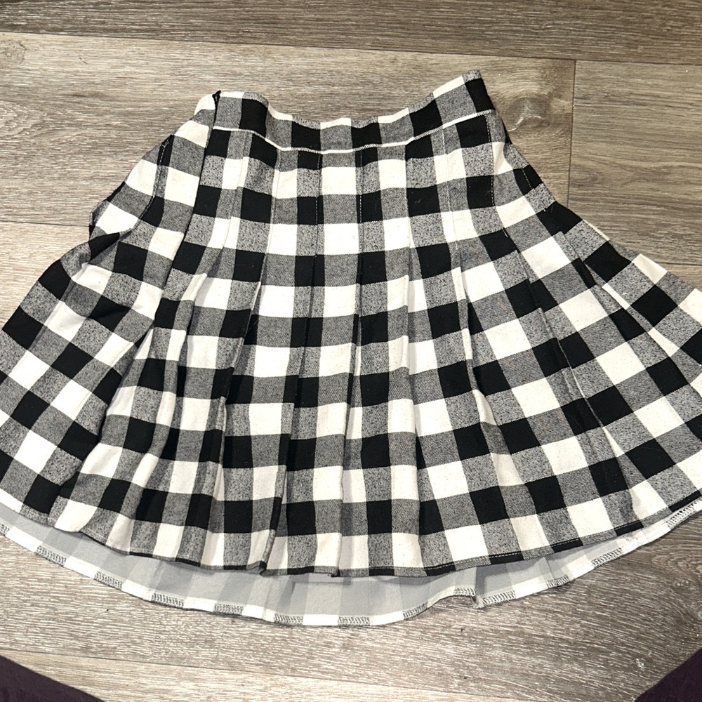 Pleated Black and White Checkered Skirt